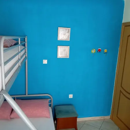 アパート Teos メタモルフォシ